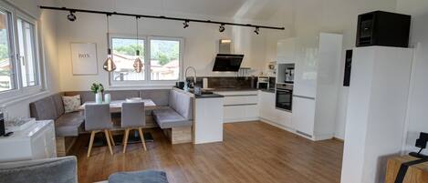 Fernseher, DVD-Player