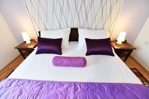 2 bedrooms, soundproofing, iron/ironing board, free WiFi