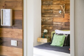 1 camera, ferro/asse da stiro, Wi-Fi, lenzuola