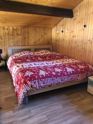 4 bedrooms, iron/ironing board, WiFi, bed sheets - Chalet ideal for 2 families or large family in a quiet location with magnificent views (Le Grand Valtin)