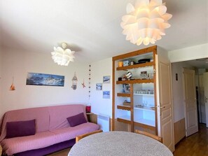TV - Renovated apartment for 6, terrace, parking, ski locker (Le Dévoluy-Agnières-en-Dévoluy)