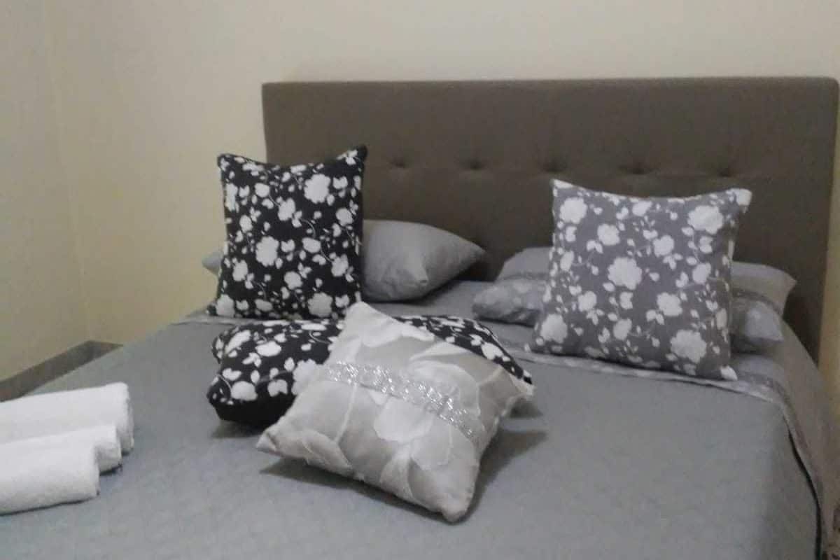 Chambre Triple (Beautiful) | Minibar, rideaux occultants, chambres insonorisées