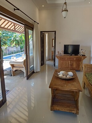 Living area - Vila Bukit Sari (Buleleng)