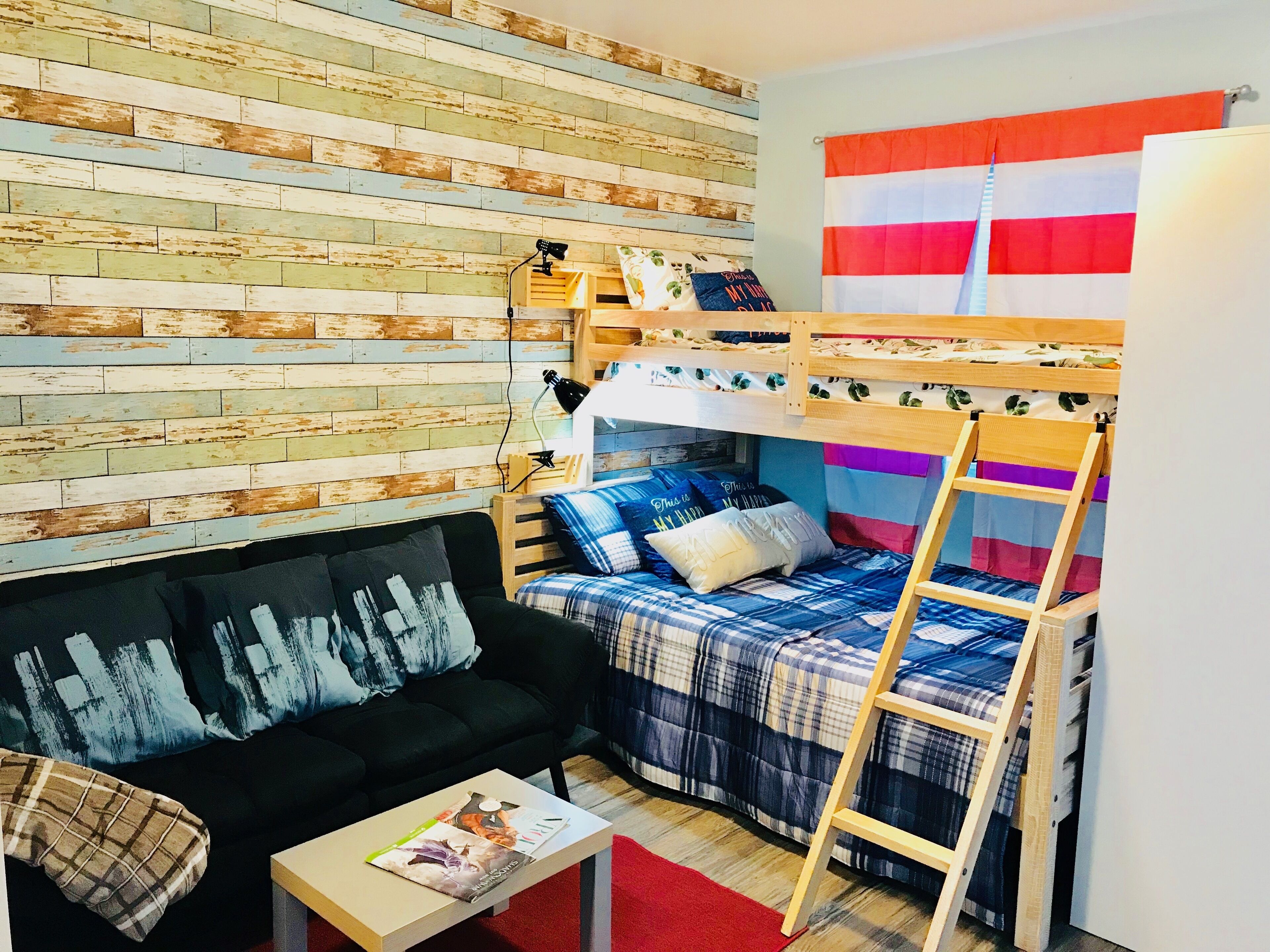 CUTE STUDIO/2 MILES TO THE BEACH/FREE PARKING/BBQ/M-1
