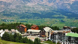 Unclassified image, 3 of 11, button - Studio cabin 4 pers, mountain view, ski access (La Joue du Loup)