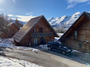 Exterior - Semi-detached chalet, 3 rooms, 7 ppl, equipped kitchen, free parking, pet-friendly (Le Dévoluy-Agnières-en-Dévoluy)