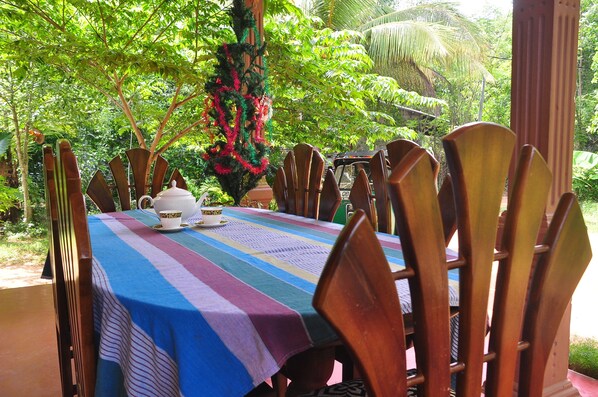 Terrace/patio - Nature Garden Villa - Hostel (Sigiriya)