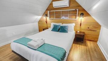 2 habitaciones, tabla de planchar con plancha, cuna de viaje y wifi