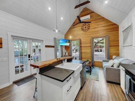 Interior. Cozy Island Cottage