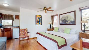 Iron/ironing board, internet, bed sheets