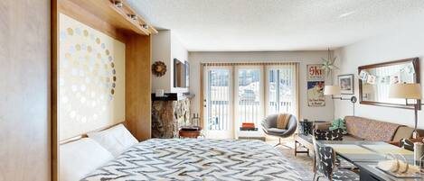 Internet, bed sheets