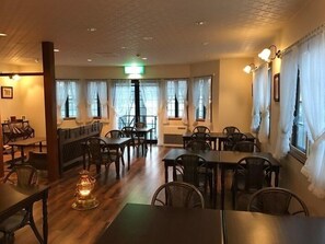 用餐