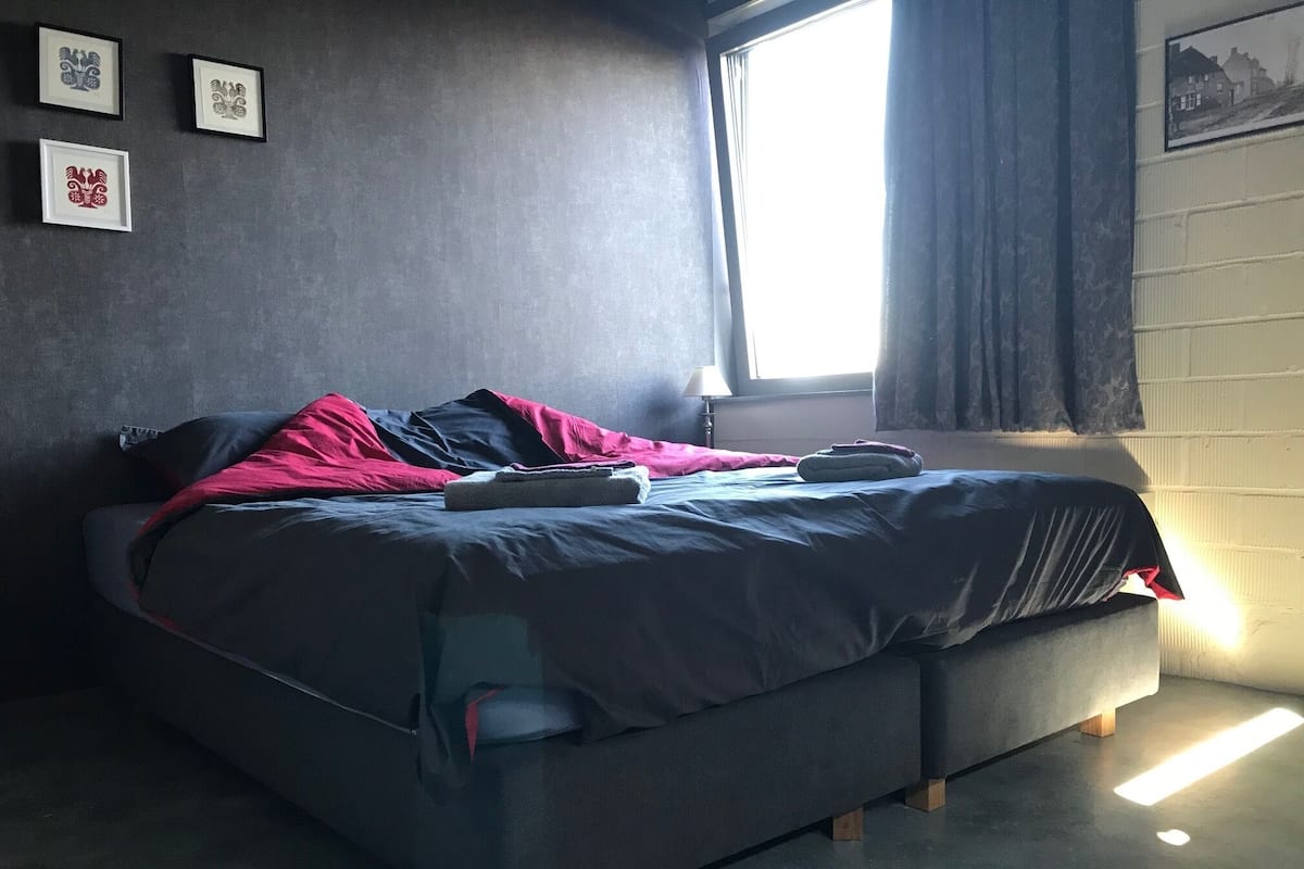 Individually decorated, individually furnished, desk, laptop workspace