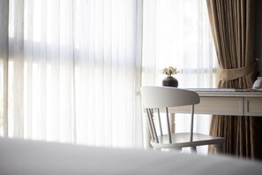 Deluxe Double Room, 1 King Bed | Interior detail - ANA Park (Chiang Mai)
