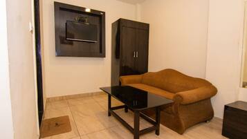Premium Room | Minibar, soundproofing, free WiFi
