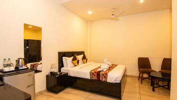 ميني بار وتجهيزات عازلة للصوت وواي فاي مجانًا