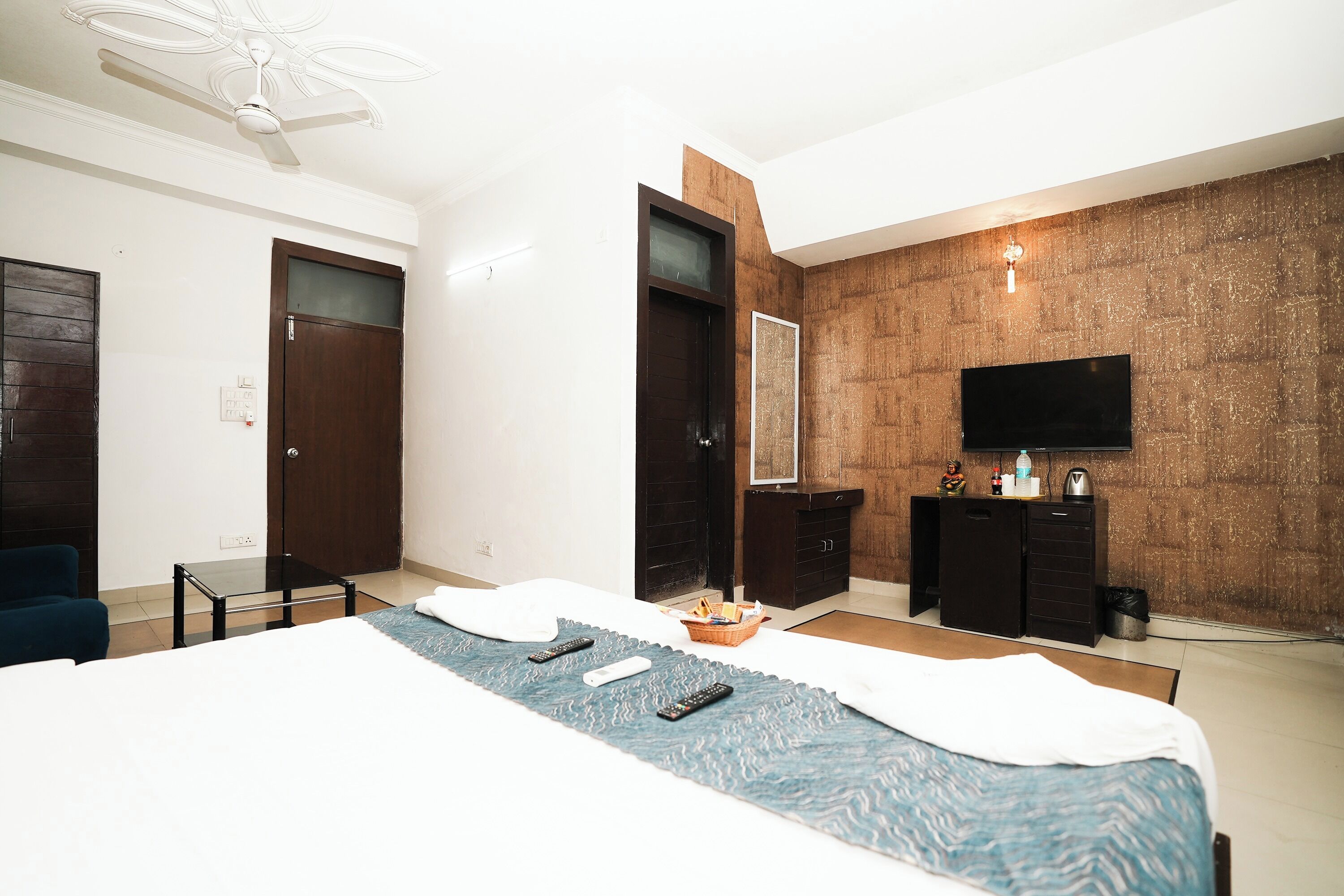 Photo - Hotel Om Paradise Near IGI Delhi Airport