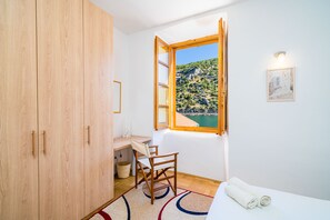 2 bedrooms, iron/ironing board, travel crib, WiFi