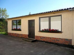 Exterior - Holiday house No. 5 - Rügen-Fewo 102 (Sagard)