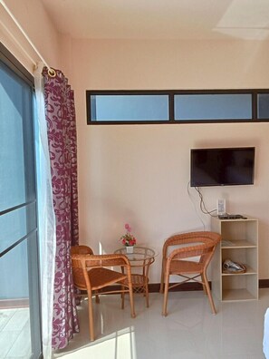 Smart TV - Baan Suan San Rak (Buriram)