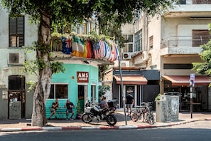 Exterior - 15 Ben Yehuda Studios (Tel Aviv)
