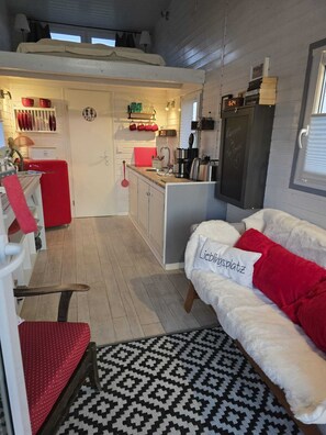 Living area - Vacation at Tiny House. Switch off and collect resources on 17sqm (Schönbeck)