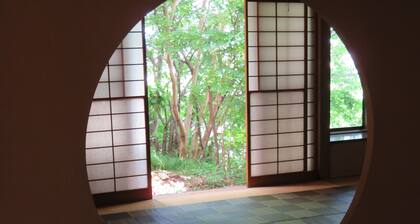 A lodge located on a hill next to Mount Kamakura, close to the Hase-dera Temple, the Great Buddha and Enoshima at Kamakura.