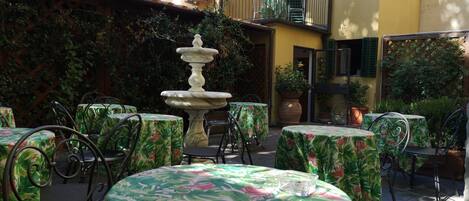 Superior-Zimmer | Blick auf den Garten