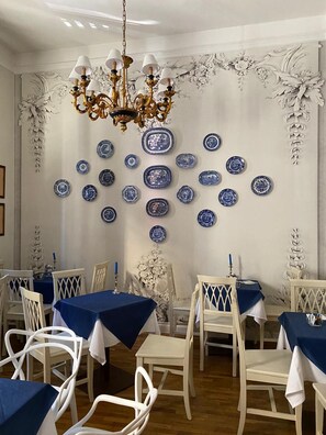 Gratis kontinental frukost varje dag