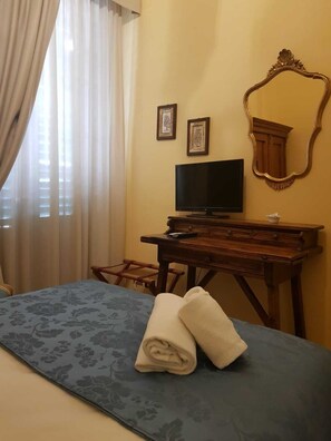 Classic dubbelrum för 1 person | Vardagsrum | Platt-tv