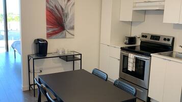 商务公寓式客房 | 1 多间卧室、遮光窗帘、熨斗/熨衣板、免费 WiFi