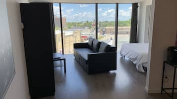 Kondominium Bisnis | 1 kamar tidur, tirai kedap cahaya, dan setrika/meja setrika