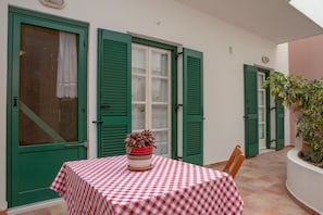 Terrace/patio - Golden Bay (Naxos)