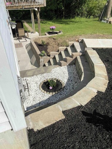 Charming, spacious, exceptionally clean & private apt! Ideal Ithaca location!