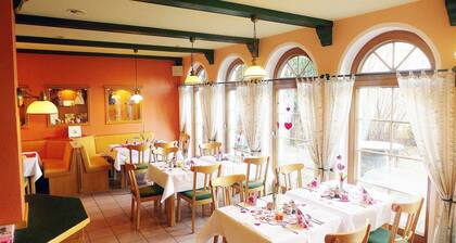 12 Zweibettzimmer - Landhotel Neuwiese mit Traditionsgasthof An der Mühle