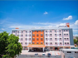 Front of property - Hotel PVK Grand (Thindukkal)