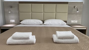 Habitación doble | 1 habitación, ropa de cama hipoalergénica y camas con pillow-top