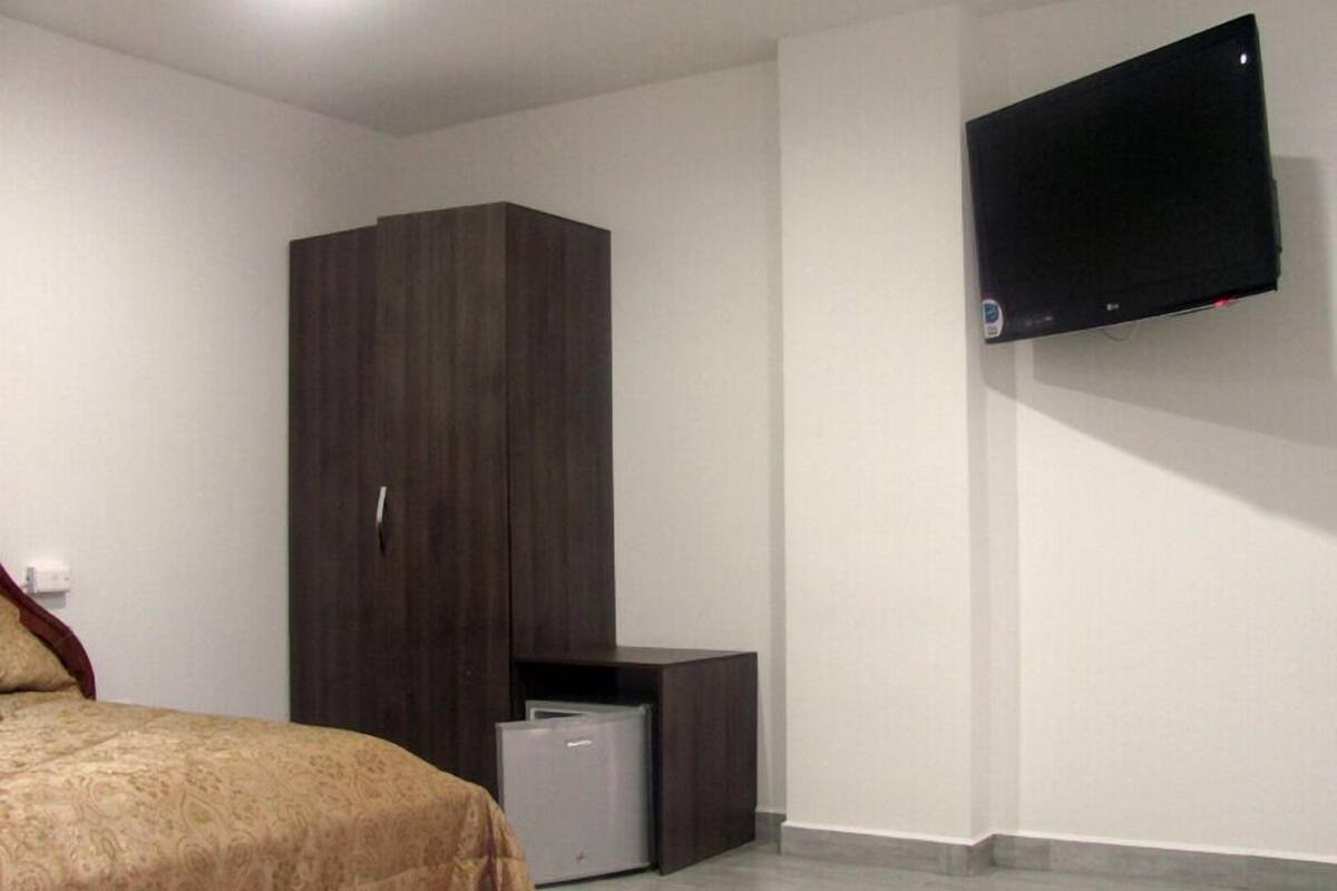 Phòng (Romana Especial Superior) | Minibar, màn/rèm cản sáng, phòng cách âm, bàn ủi/dụng cụ ủi quần áo 