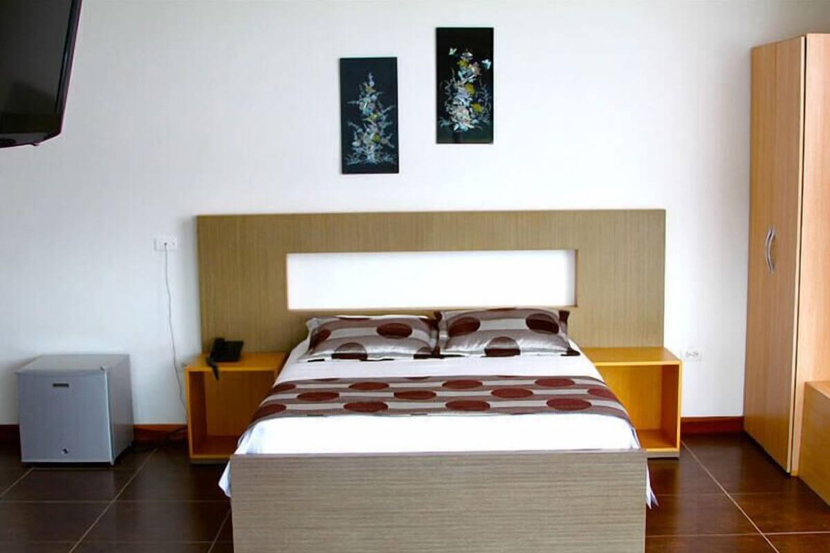 Phòng (Contemporanea Especial Superior) | Minibar, màn/rèm cản sáng, phòng cách âm, bàn ủi/dụng cụ ủi quần áo 