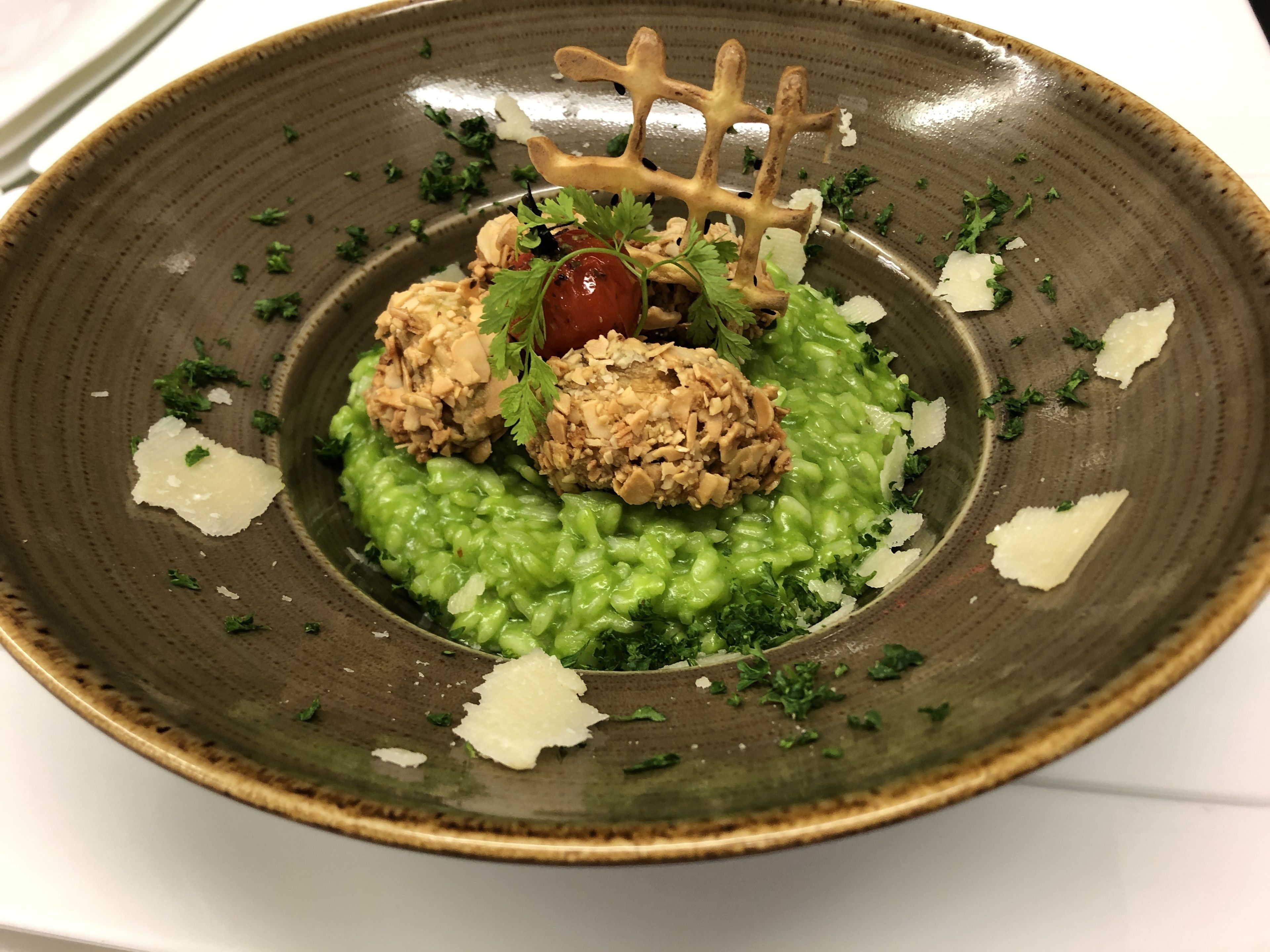 breakfast, lunch, dinner served; german cuisine