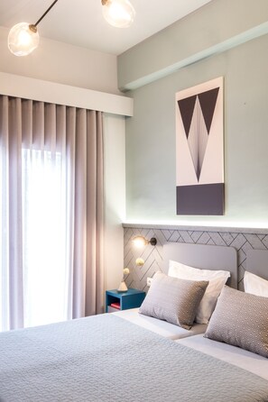 1 bedroom, desk, iron/ironing board, WiFi