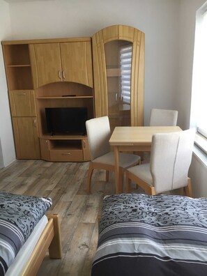 Dining - Apartment 2 - Apartments near Bützower See (Bützow)