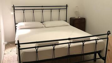 5 chambres, draps fournis