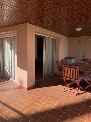 Outdoor dining - Apartment in Torre Valentina, 2 min from the beach (Calonge)