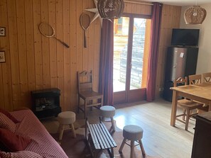Fernseher