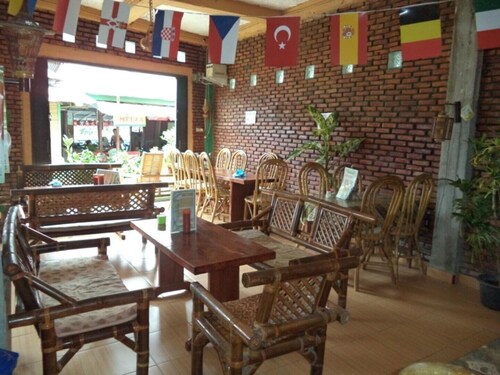 LiLa Inn - Bukwit Lawang