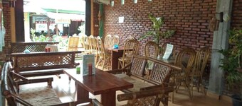 LiLa Inn - Bukwit Lawang