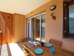 Outdoor dining - 3-star Apartment, 3 rooms, 6 ppl, terrace, garage - Briançon (Briançon)
