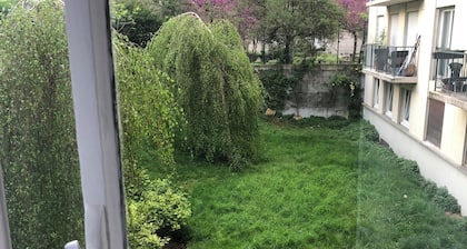 GRAND STUDIO TRES AGREABLE ET FONCTIONNEL