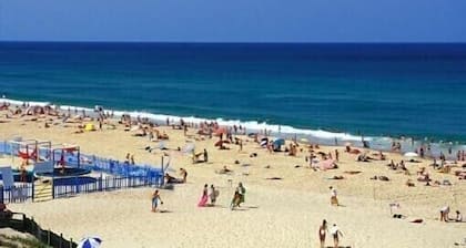 Schöne Wohnung mit Balkon, 100 m vom Strand und 50 m von der Unterhaltung
